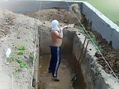 Копаем смотровую яму